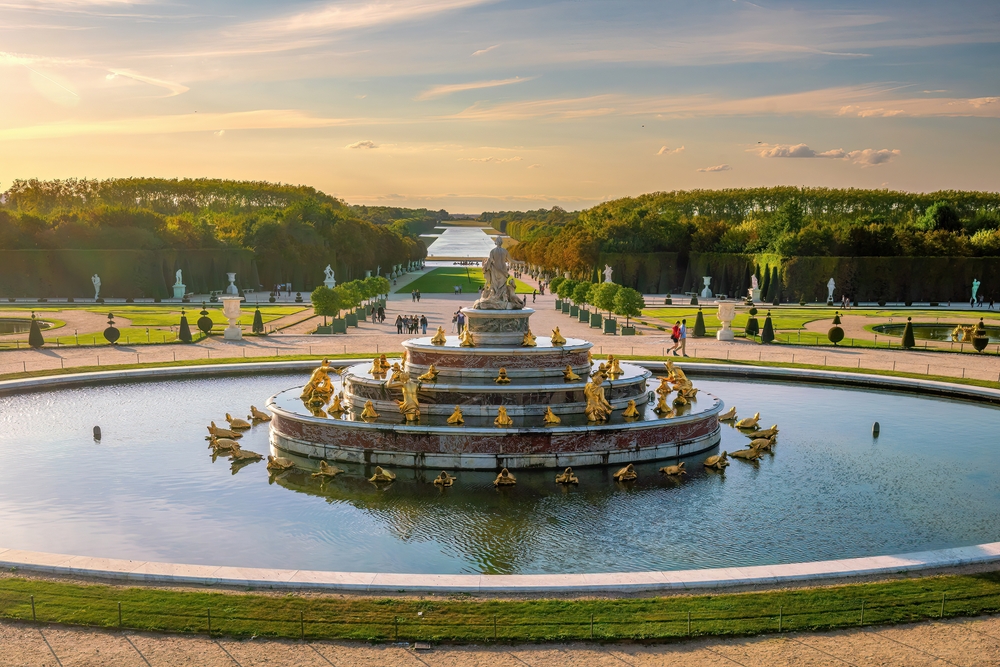 PÁRIZS - VERSAILLES ÉS A LOIRE-VÖLGYI KASTÉLYOK - repülővel